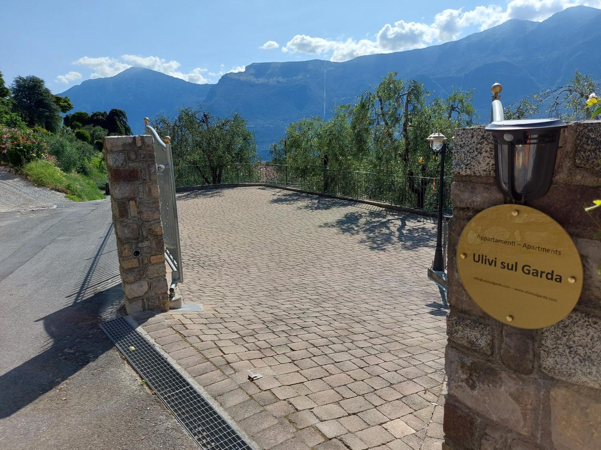 Апартаменты Ulivi Sul Garda Garden By Gardadomusmea Tremosine Экстерьер фото