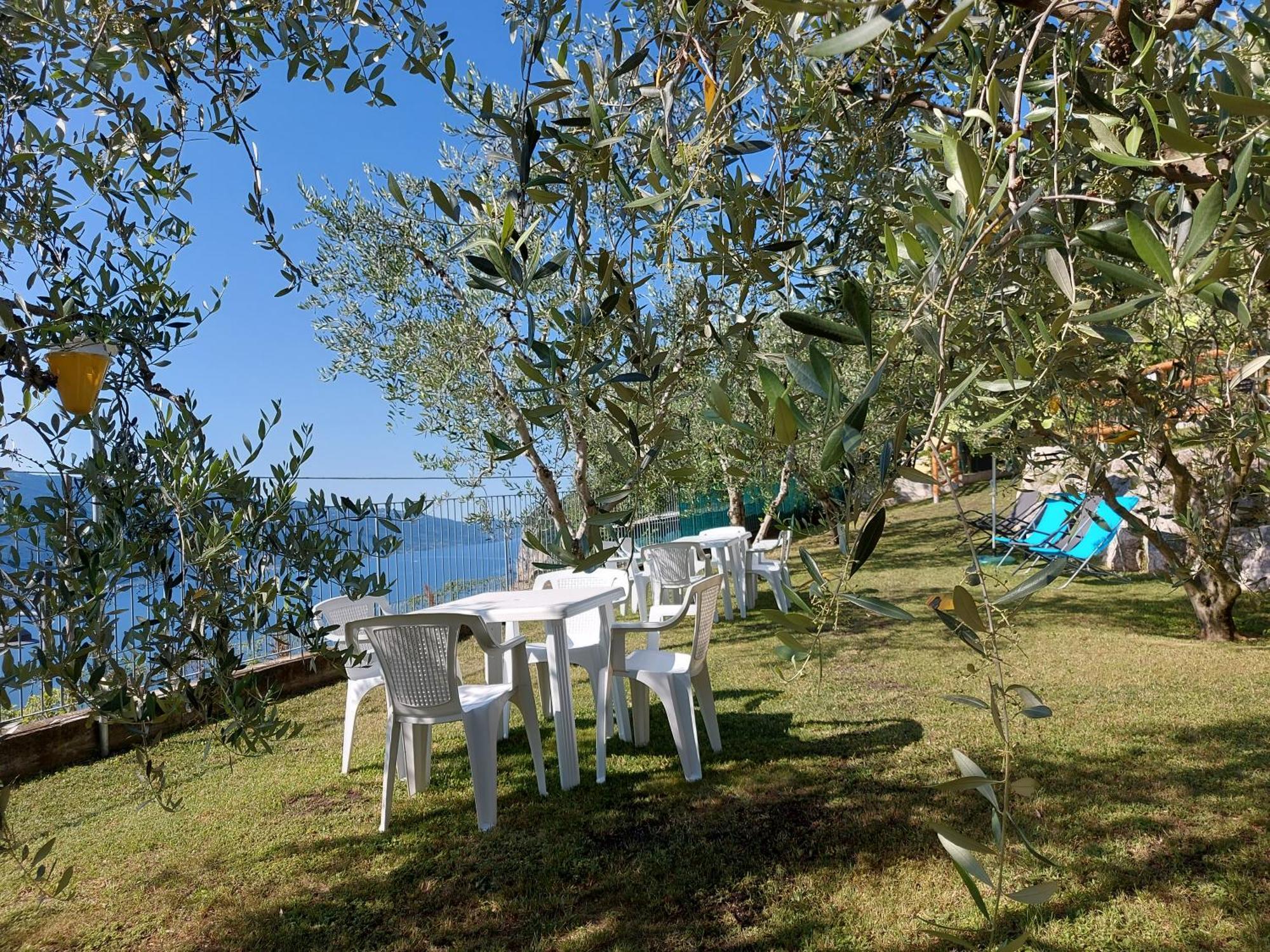 Апартаменты Ulivi Sul Garda Garden By Gardadomusmea Tremosine Экстерьер фото