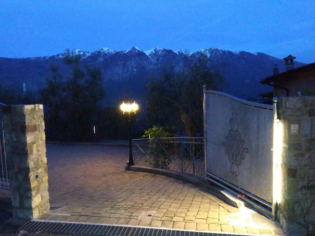 Апартаменты Ulivi Sul Garda Garden By Gardadomusmea Tremosine Экстерьер фото